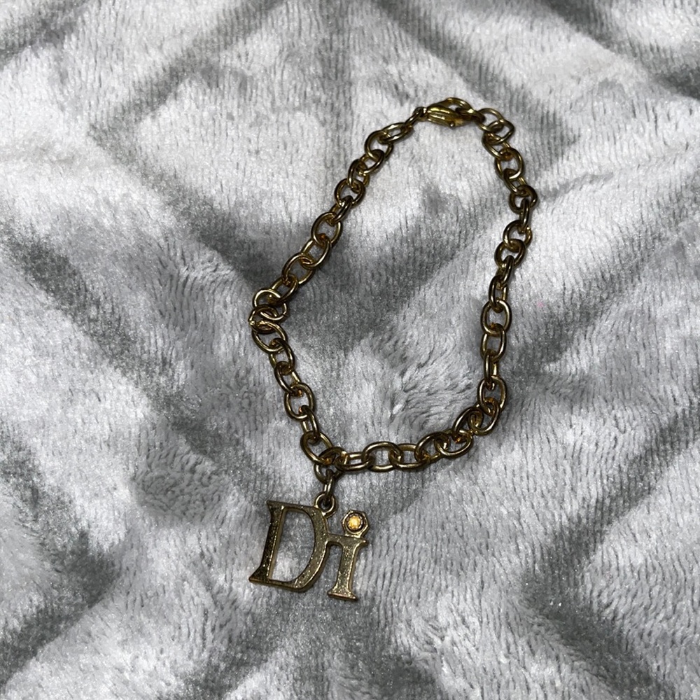 Gold bracelet